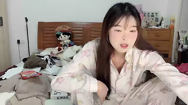 Akong11 online show from 09-26-25, 06:37