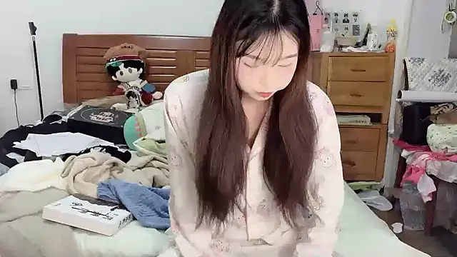 Akong11 online show from 09-28-25, 05:09