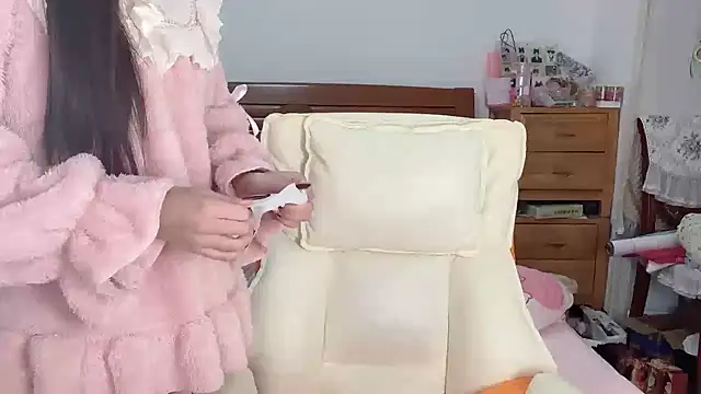 Akong11 online show from 12-15-25, 03:23