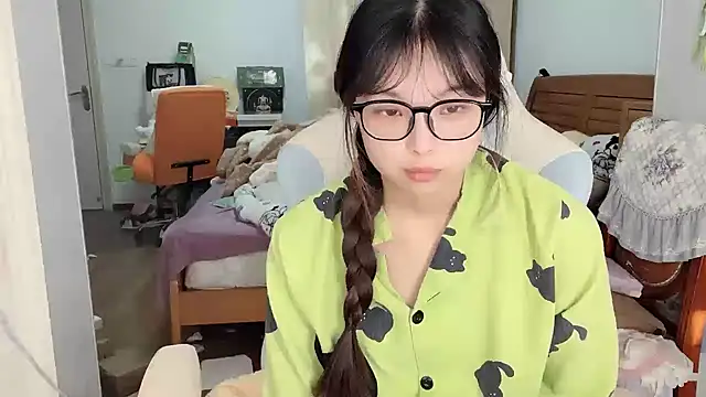 Akong11 online show from 01-12-26, 03:24