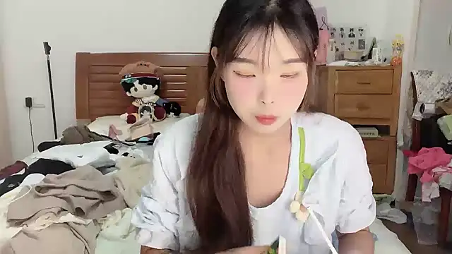 Akong11 online show from 09-25-25, 07:20