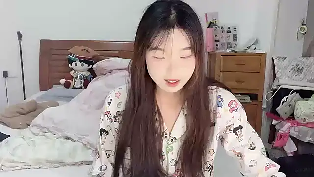 Akong11 online show from 10-02-25, 06:22