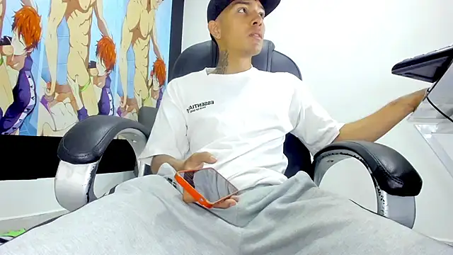 Hunteer Boy online show from 09-19-25, 07:07