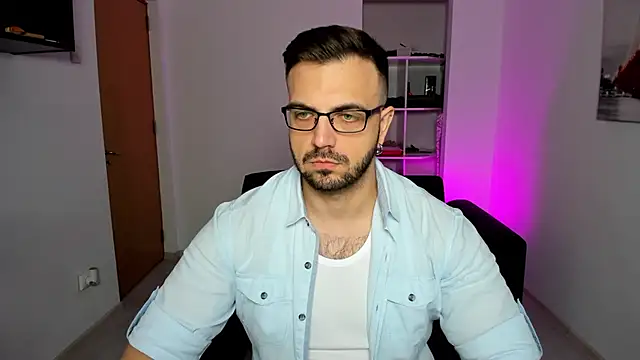 Jace Thorne online show from 10-12-25, 02:40