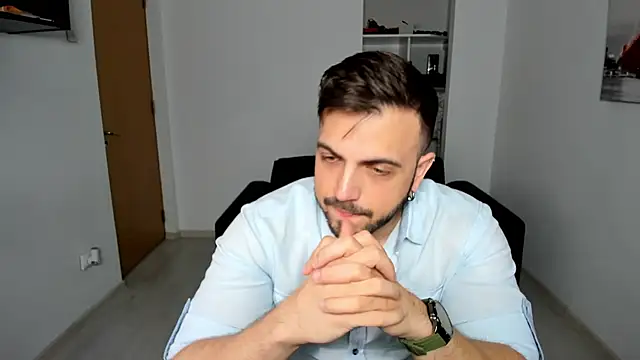 Jace Thorne online show from 10-17-25, 05:26