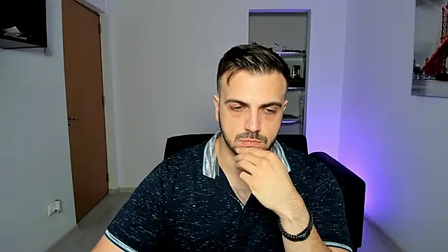 Jace Thorne online show from 09-23-25, 05:42