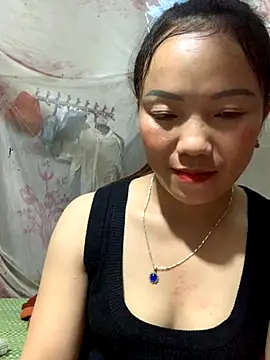 Snapshot of _losrt_cherry_ chatting on 10-11-25, 12:39 losrt cherry online show from 10-11-25, 12:39