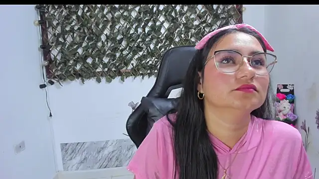 Luna021 1 online show from 10-23-25, 08:07