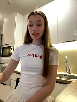 FriendlyFire 18 online show from 10-25-25, 07:58