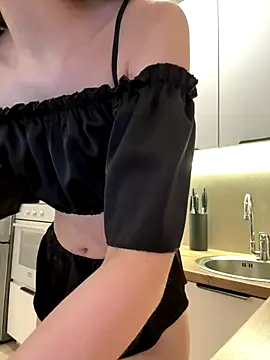 FriendlyFire 18 online show from 11-19-25, 08:42