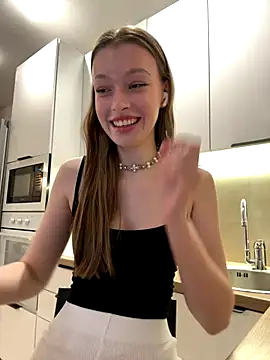 FriendlyFire 18 online show from 10-05-25, 07:15