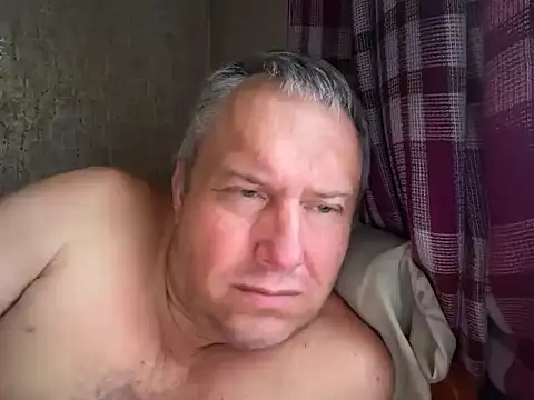 evulis1 online show from 09-18-25, 12:41