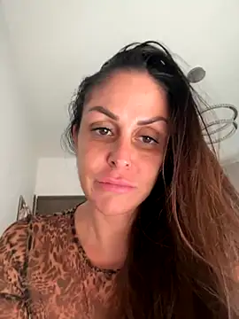 ainaht online show from 11-26-25, 01:11