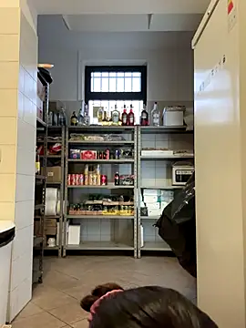 ainaht online show from 12-23-25, 08:35