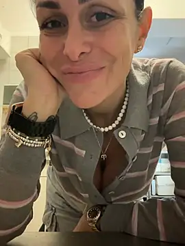 ainaht online show from 03-05-26, 08:55