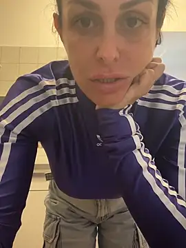 ainaht online show from 03-25-26, 08:57