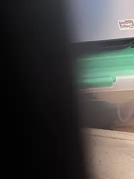 Snapshot of vanessadesliles chatting on 10-12-25, 01:34 vanessadesliles online show from 10-12-25, 01:34