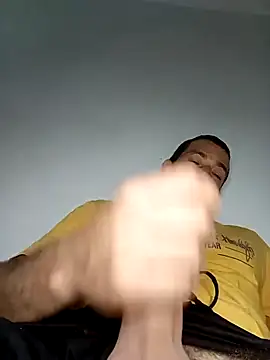 Snapshot of zamir_adam chatting on 09-22-25, 12:00 zamir adam online show from 09-22-25, 12:00