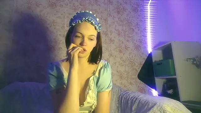 Snapshot of MaitresseMermaid chatting on 04-04-26, 09:54 MaitresseMermaid online show from 04-04-26, 09:54