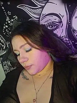 MegXo online show from 12-21-25, 09:15