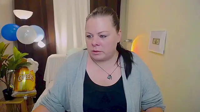 Snapshot of BritneyRaine chatting on 09-20-25, 06:18 BritneyRaine online show from 09-20-25, 06:18