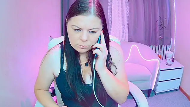 BritneyRaine online show from 11-11-25, 07:14