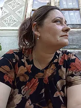 Snapshot of Flacara100 chatting on 06-20-26, 05:07 Flacara100 online show from 06-20-26, 05:07