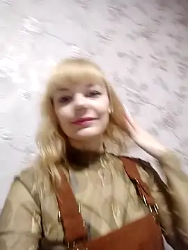 AliceSwan1122 online show from 10-07-25, 05:58