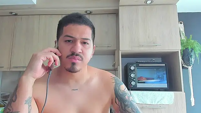Snapshot of Arnolwilliams chatting on 09-24-25, 07:09 Arnolwilliams online show from 09-24-25, 07:09