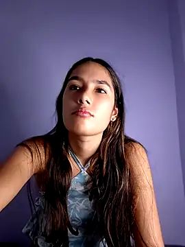 Snapshot of Amber_Miiller2 chatting on 05-28-26, 09:21 Amber Miiller2 online show from 05-28-26, 09:21