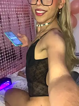 Sweet Tyra Doll online show from 10-21-25, 09:30
