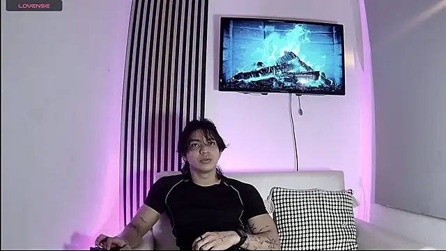 toji luxxer online show from 11-09-25, 02:26