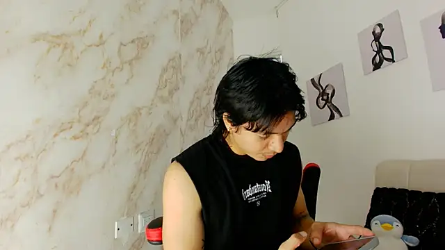 toji luxxer online show from 01-06-26, 08:46