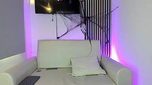 toji luxxer online show from 10-25-25, 08:20