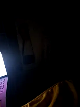 Snapshot of emr077 chatting on 06-25-26, 02:42 emr077 online show from 06-25-26, 02:42