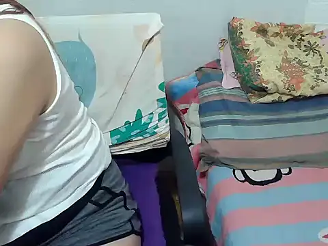 Snapshot of SexyCathy03 chatting on 02-19-26, 02:52 SexyCathy03 online show from 02-19-26, 02:52