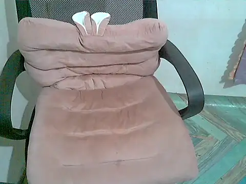 Snapshot of SexyCathy03 chatting on 06-11-26, 04:20 SexyCathy03 online show from 06-11-26, 04:20