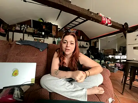 PeridotPrincessOfficial online show from 11-12-25, 05:39