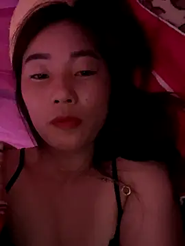 Moon pusy online show from 10-18-25, 05:26