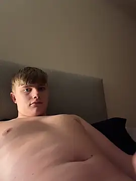 Sammyboy2211 online show from 04-15-26, 12:16