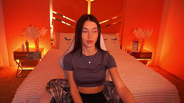 CherryyLulu online show from 10-13-25, 07:32