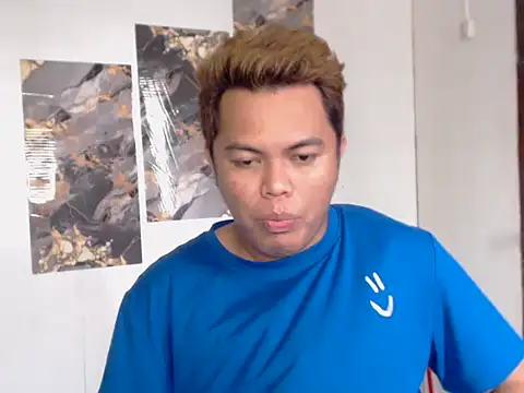 Snapshot of Gayasianzowe chatting on 09-20-25, 05:56 Gayasianzowe online show from 09-20-25, 05:56