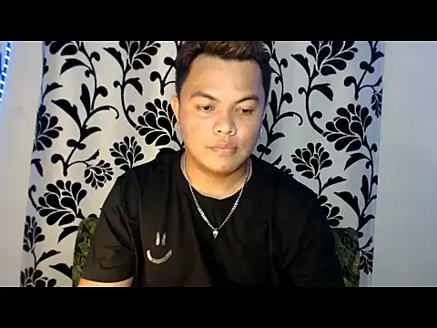 Snapshot of Gayasianzowe chatting on 10-01-25, 02:32 Gayasianzowe online show from 10-01-25, 02:32