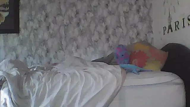 BellaBlaze25 online show from 03-25-26, 09:14