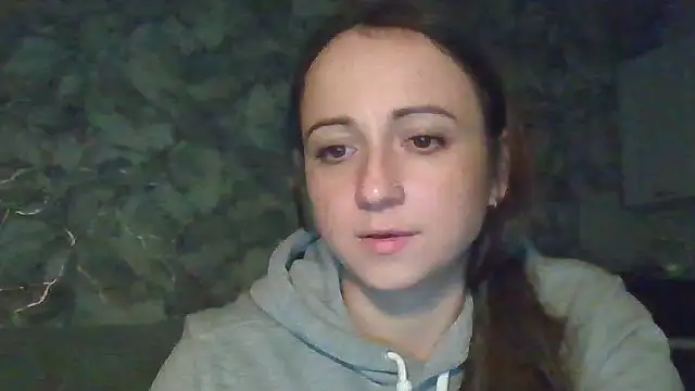 Snapshot of Avylith chatting on 09-23-25, 07:43 Avylith online show from 09-23-25, 07:43
