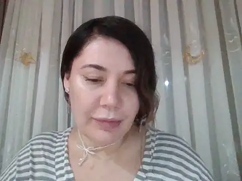 Snapshot of Lomivah chatting on 02-07-26, 04:26 Lomivah online show from 02-07-26, 04:26