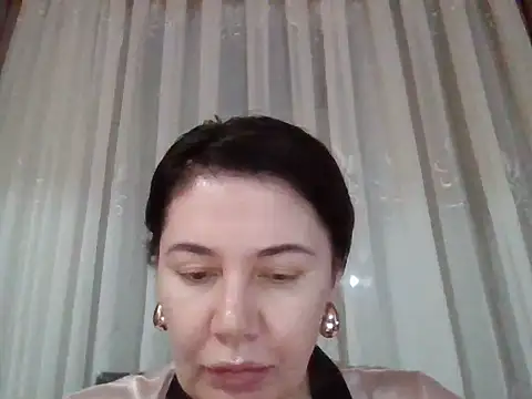 Lomivah online show from 12-20-25, 03:26