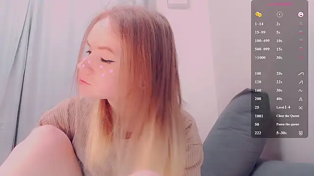Snapshot of AliceNya_cute chatting on 05-14-26, 04:53 AliceNya cute online show from 05-14-26, 04:53