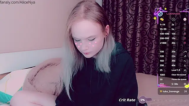 AliceNya cute online show from 10-13-25, 04:36