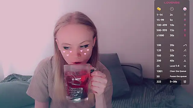 Snapshot of AliceNya_cute chatting on 06-04-26, 05:56 AliceNya cute online show from 06-04-26, 05:56